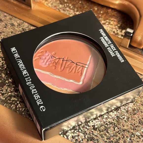 MAC COSMETICS Pearlmatte Face Powder - Flower Fantasy - NEW - Picture 5 of 10